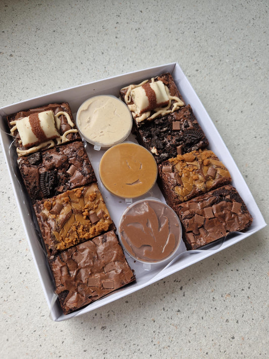 Brownie Dipping Box - May "Biscuit Lover"